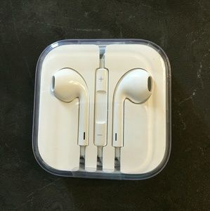 New Apple ear buds